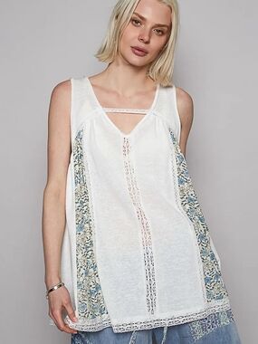 POL Boho White V-neck Sleeveless Tank Top Lace Detail & Blue Floral Panels, MED
